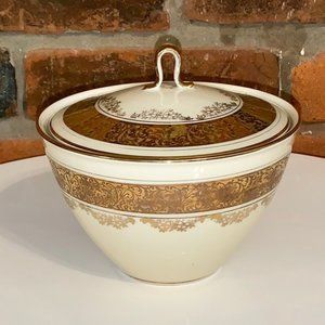 Handel Gold detailed Bavarian porcelain Jar